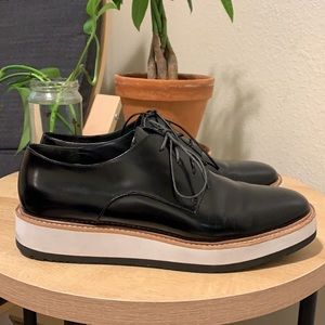 VINCE Reed Oxford Shoes